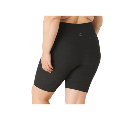 Women's Beyond Yoga Plus Spacedye Team Pockets High Waisted Biker Shorts - Image 3